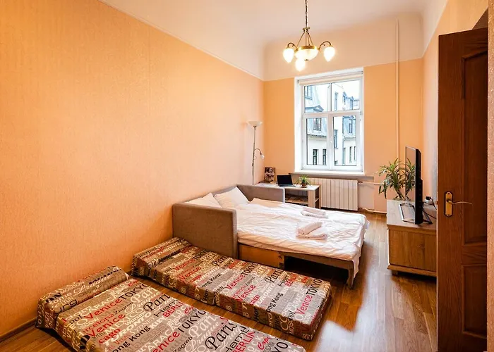 Old Quiet Апартаменты