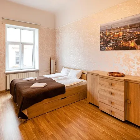 Old Quiet Apartment *
