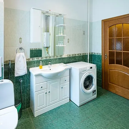 Old Quiet Apartment *